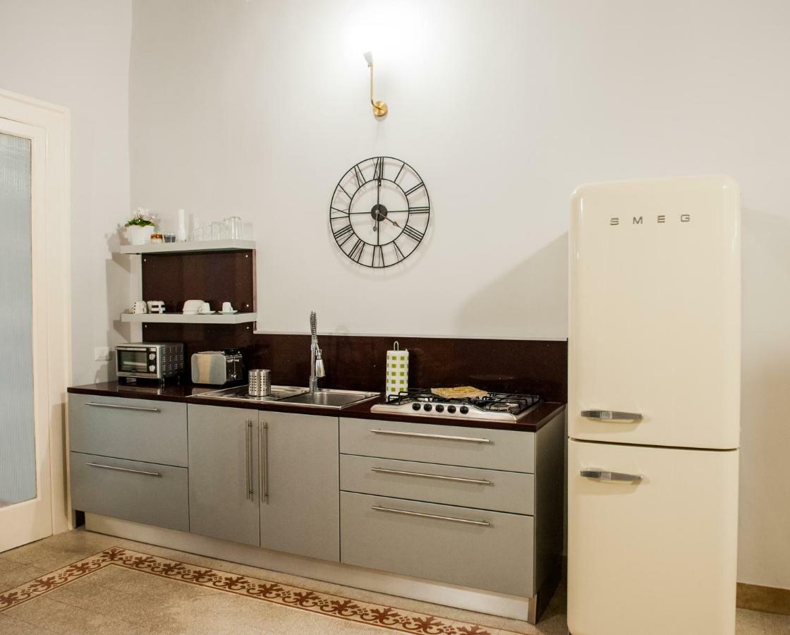 Apartment Duomo 22 Naples